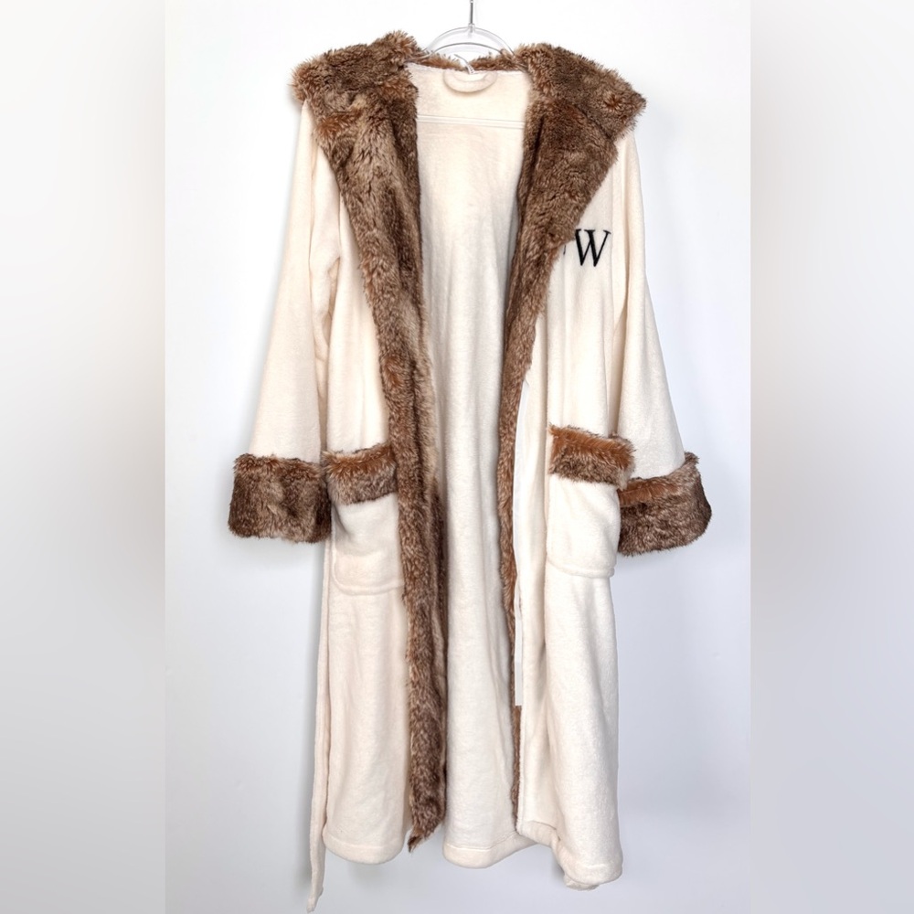 Pottery Barn Ombré Cream & Brown Faux Fur Trim Women’s Plush Bath Robe M